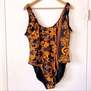 Boohoo Plus One Piece Swimsuit Versace-Inspired Black and Gold Chain Pri…